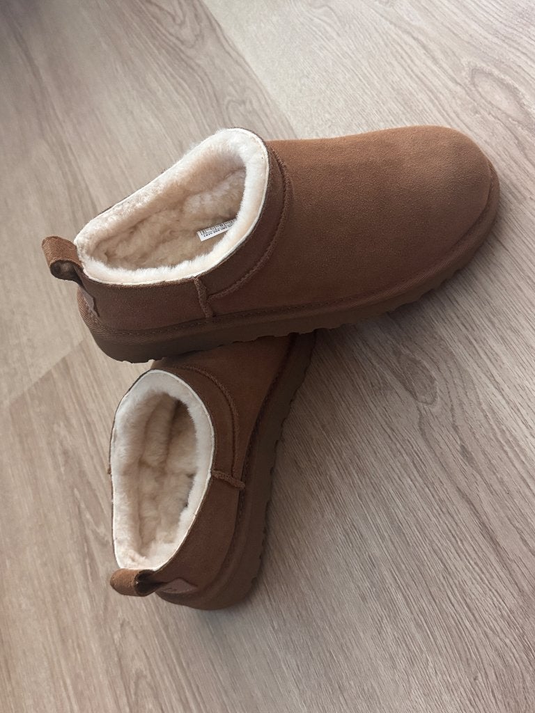 UGG Classic Micro, Kleding | Dames, UGG, Bruin, Verzenden, Lage of Enkellaarzen