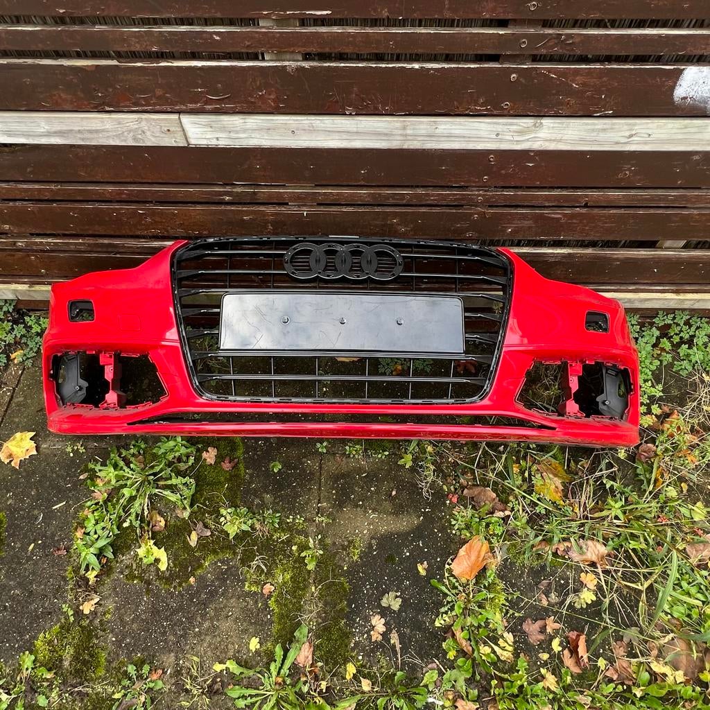 Audi S3 Bumper Voorzijde Rood - Gebruikt, Gebruikt, Voor, Bumper, Audi