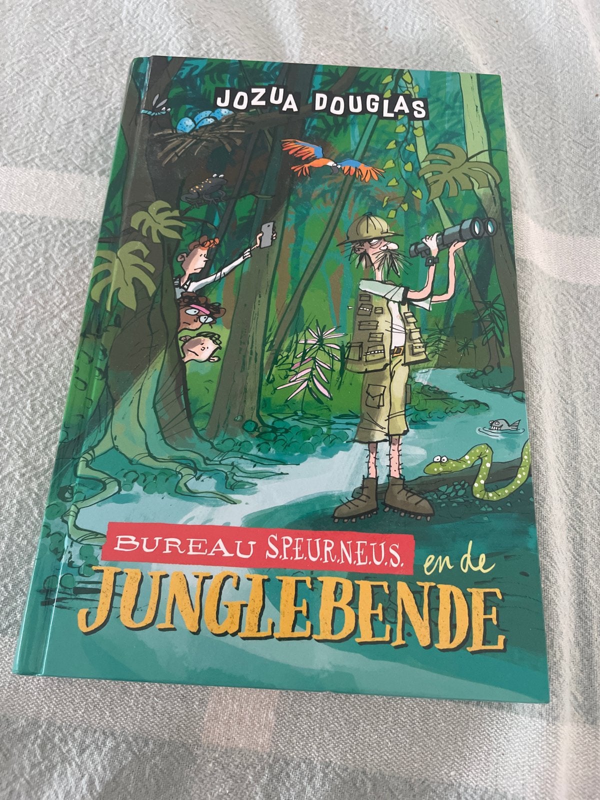 Bureau Speurneus en de Junglebende - Jozua Douglas, Ophalen of Verzenden, Zo goed als nieuw, Fictie