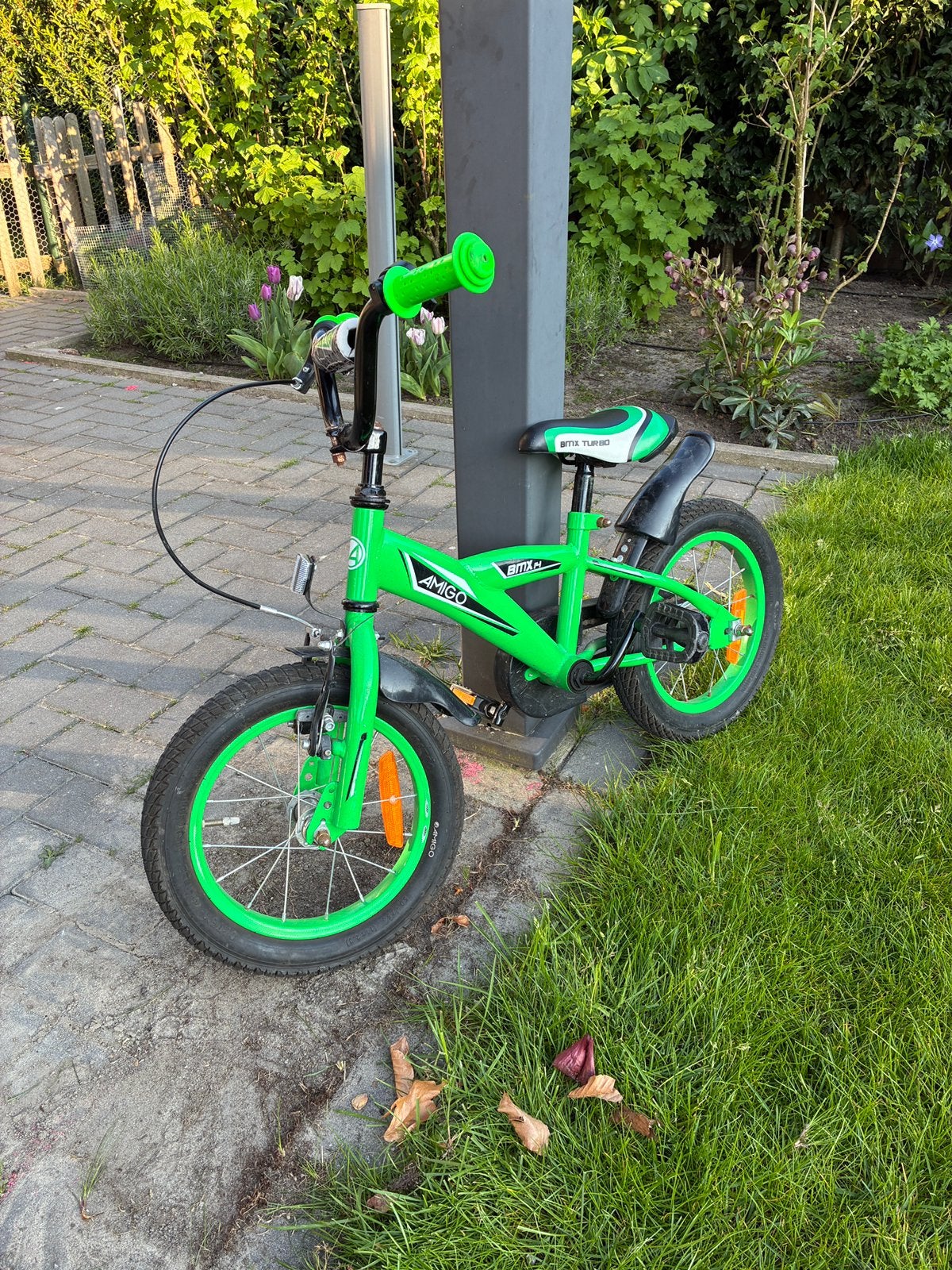 Amigo BMX fiets 14 inch, Ophalen, Terugtraprem, Zijwieltjes, Gebruikt