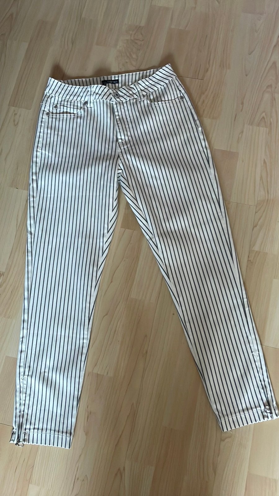 Nieuw wit grijs streep broek maat 38 Norah, Maat 38/40 (M), Wit, Nieuw, Ophalen of Verzenden