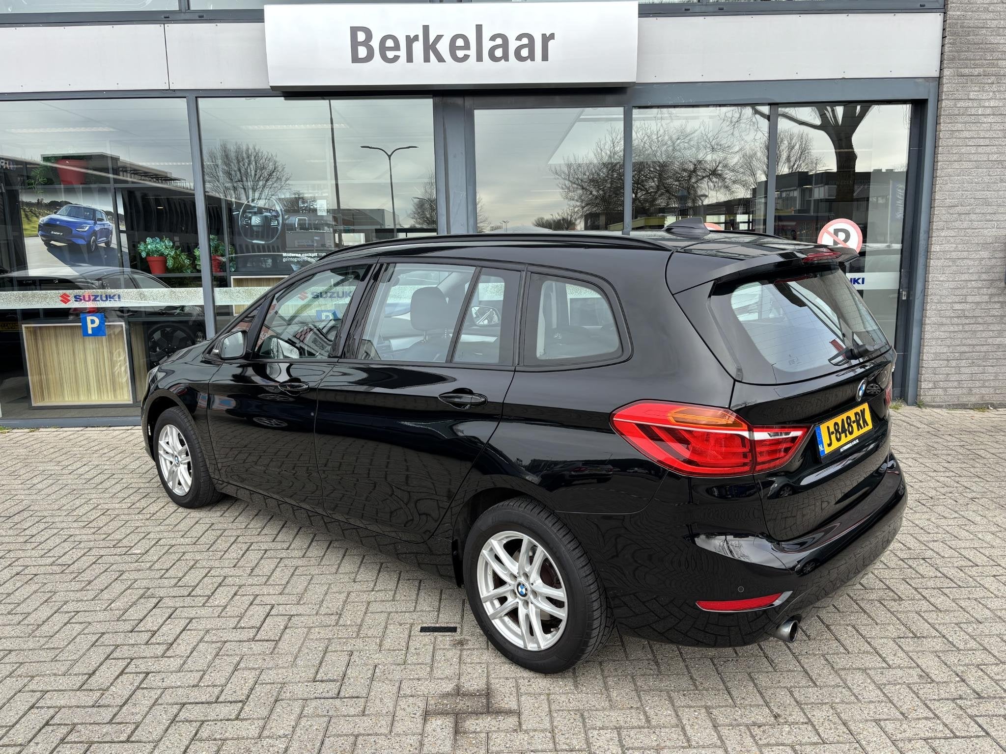 BMW 2-serie Gran Tourer 218i Executive | Automaat | Climate, Auto's, Gebruikt, Euro 6, 2-Serie Gran Tourer, Zwart