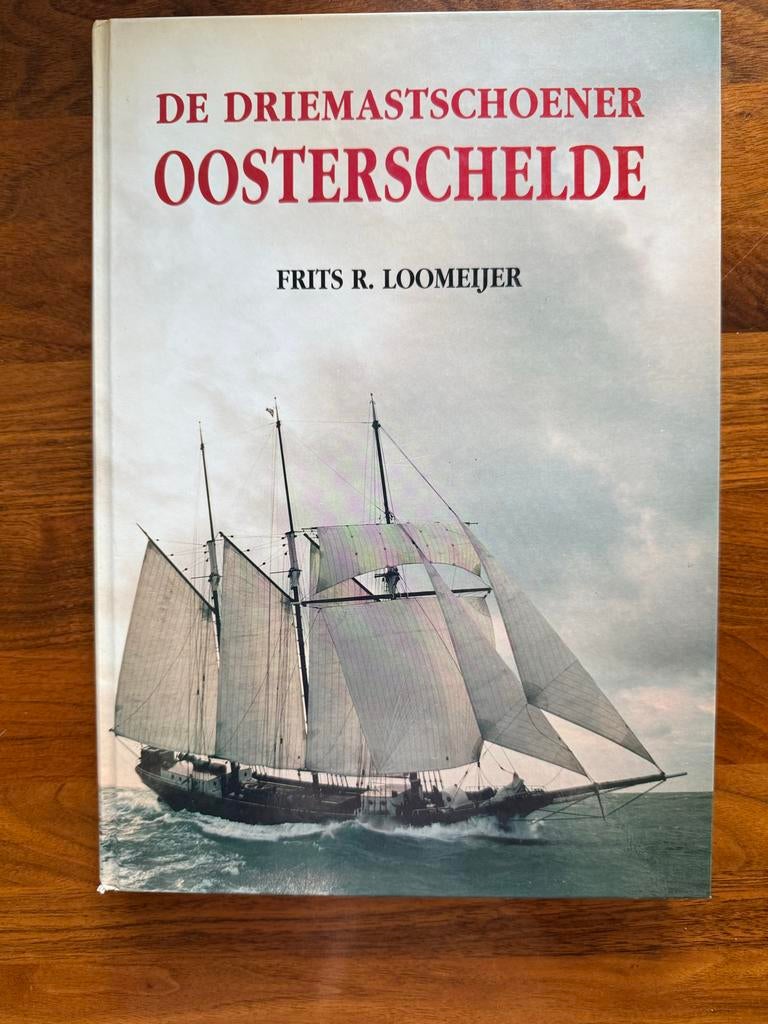 De Driemasterschoener OOSTERSCHELDE - Frits R. Loomeijer, Ophalen of Verzenden, Zo goed als nieuw, Nederland