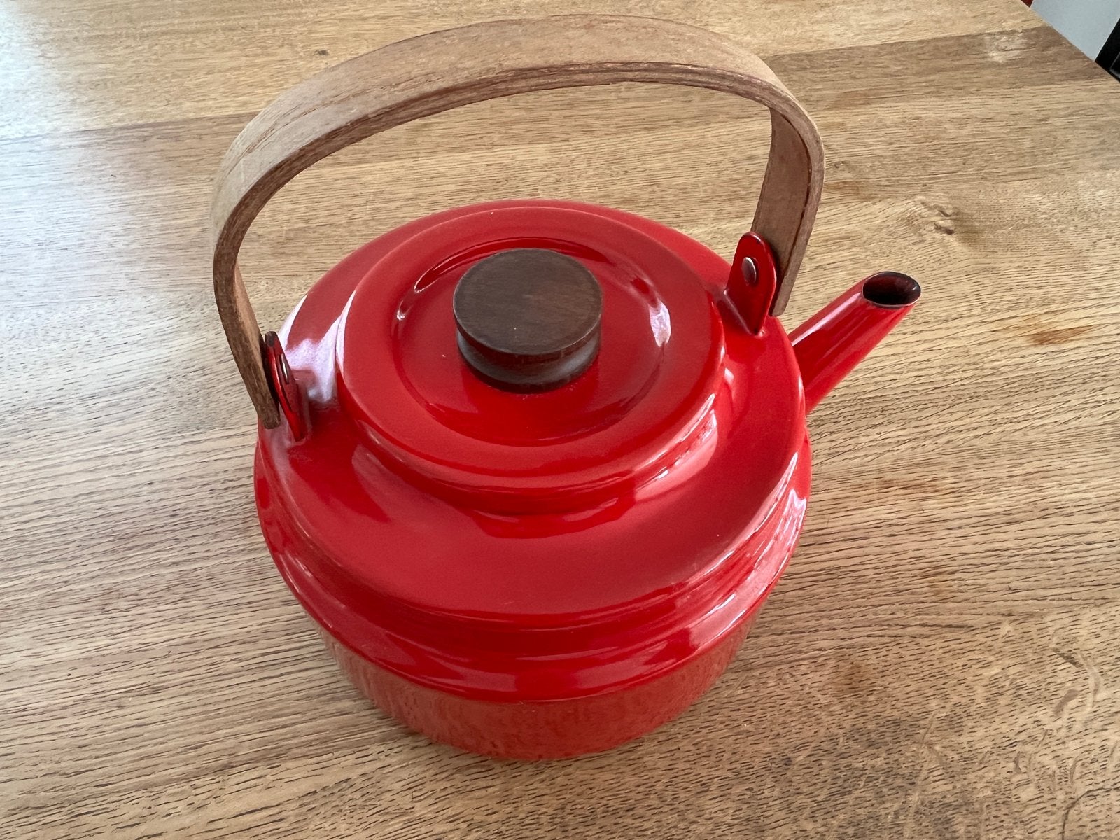 Emaille ketel Eddy - Rood met houten handvat, Ophalen of Verzenden