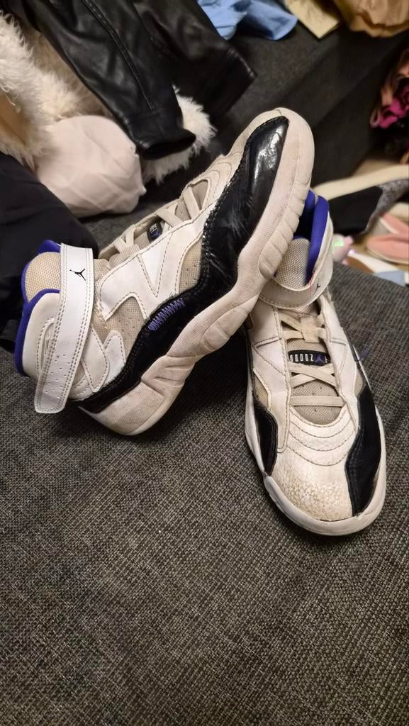 Jordan sneakers maat 35 met klittenband, Kinderen en Baby's, Kinderkleding | Schoenen en Sokken, Gebruikt, Ophalen of Verzenden