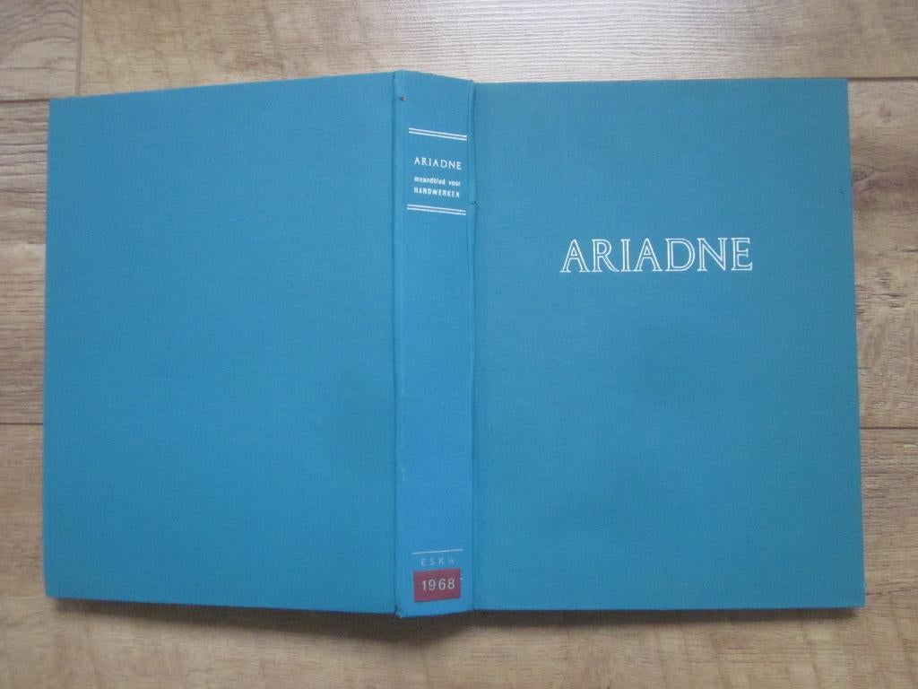 Ariadne Maandblad voor Handwerken jaargang 1968 compleet, Ophalen of Verzenden, Zo goed als nieuw, Damesbladen