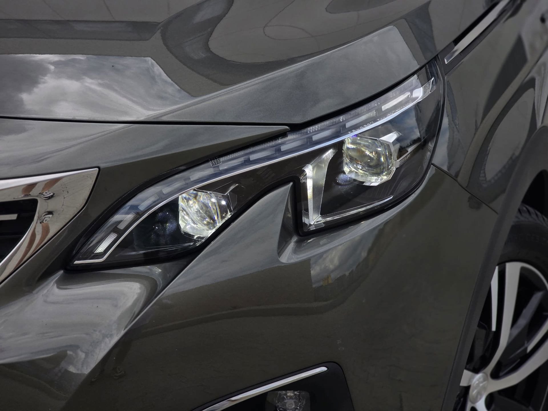Peugeot 3008 1.2 PureTech GT Line|PANO|XENON|ACC, Voorwielaandrijving, 1199 cc, Met garantie (alle), Leder en Stof