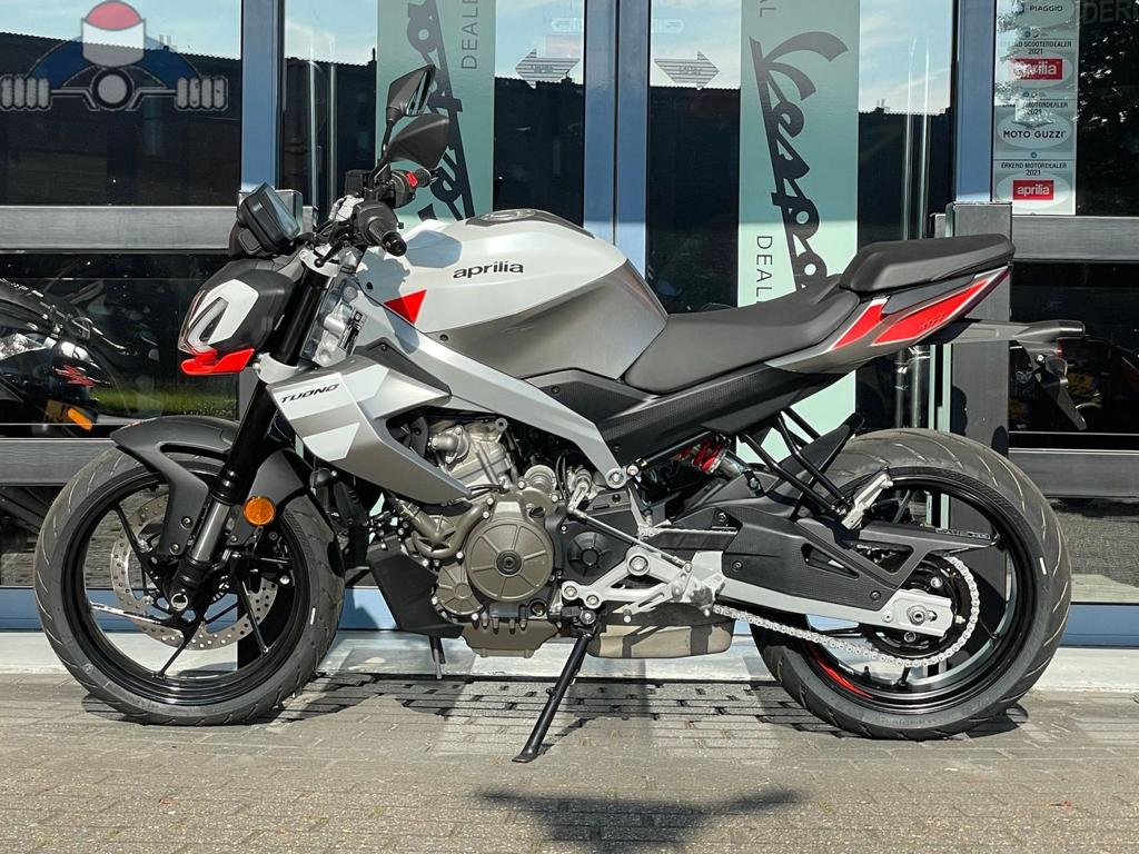 Aprilia Tuono 457  Puma Grey 2026 voorraad korting!, Motoren, 2 cilinders, Bedrijf, Onbekend, APRILIA