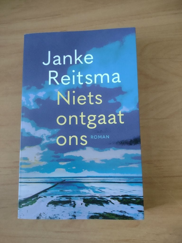 Niets ontgaat ons- Janke Reitsma, Ophalen of Verzenden, Zo goed als nieuw