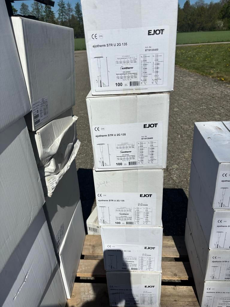 EJOT ejotherm STR U 2G 135 isolatiepluggen 5 dozen a 100 stk, Ophalen, Nieuw, 100 tot 250 mm, Pluggen