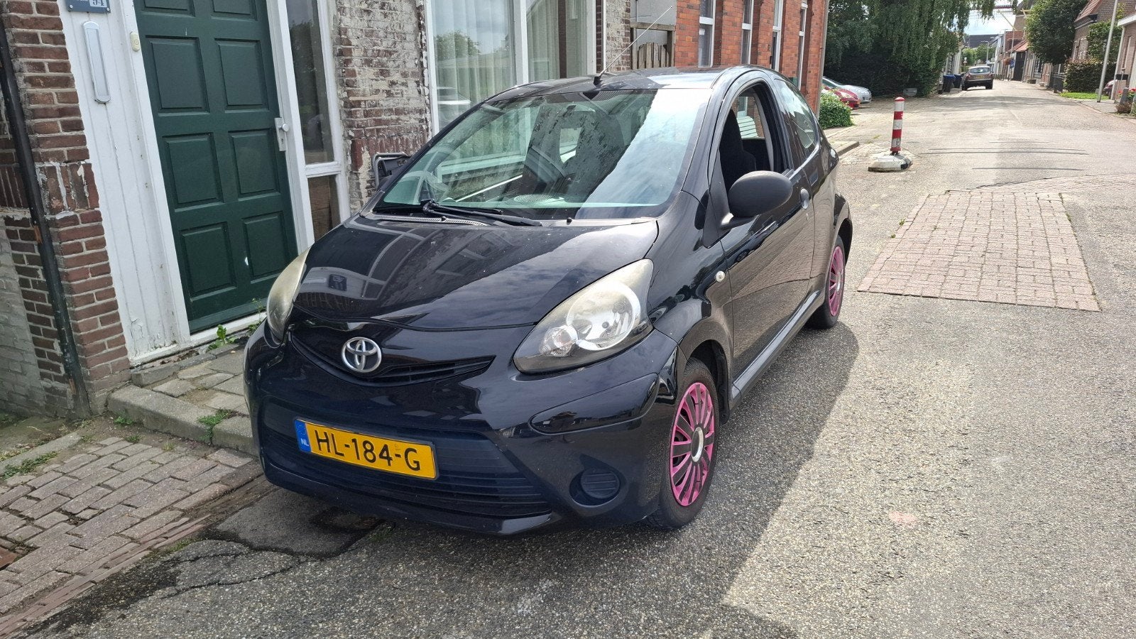 Toyota Aygo 1.0 12V Vvt-i 3DRS MMT 2012 Zwart, Voorwielaandrijving, 4 stoelen, Handgeschakeld, 3 cilinders