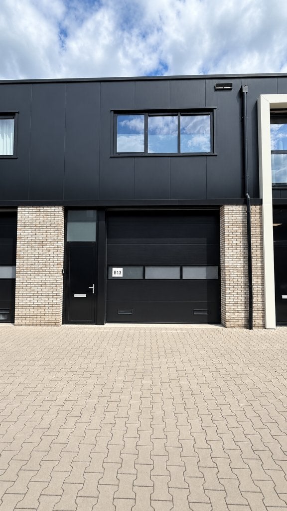 Hal/ bedrijfsruimte / werkplaats te huur 140m² s-Heerenberg, 140 m², Huur, Bedrijfsruimte