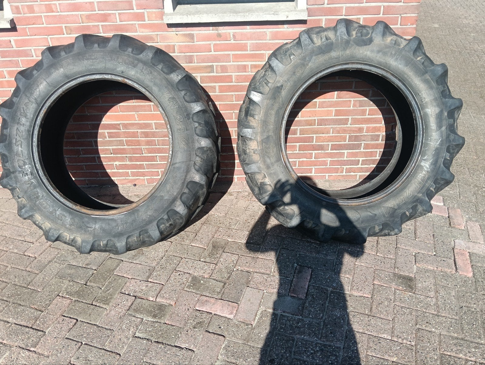 trekkerbanden 380 70 28, Ophalen, Gebruikt