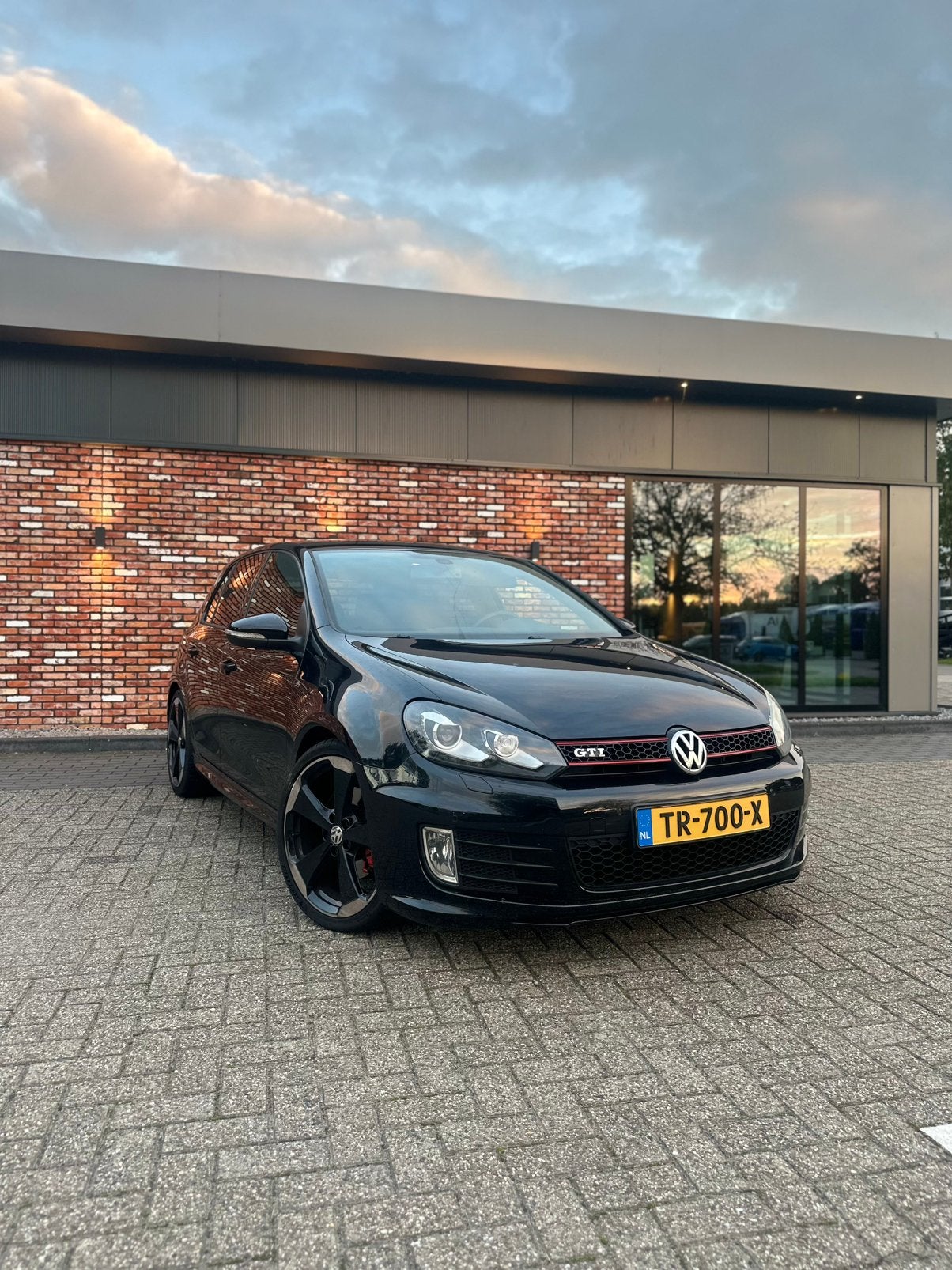 Volkswagen Golf 2.0 GTI Edition 35 DSG Nieuwe apk, 4 cilinders, 1984 cc, Zwart, 1320 kg