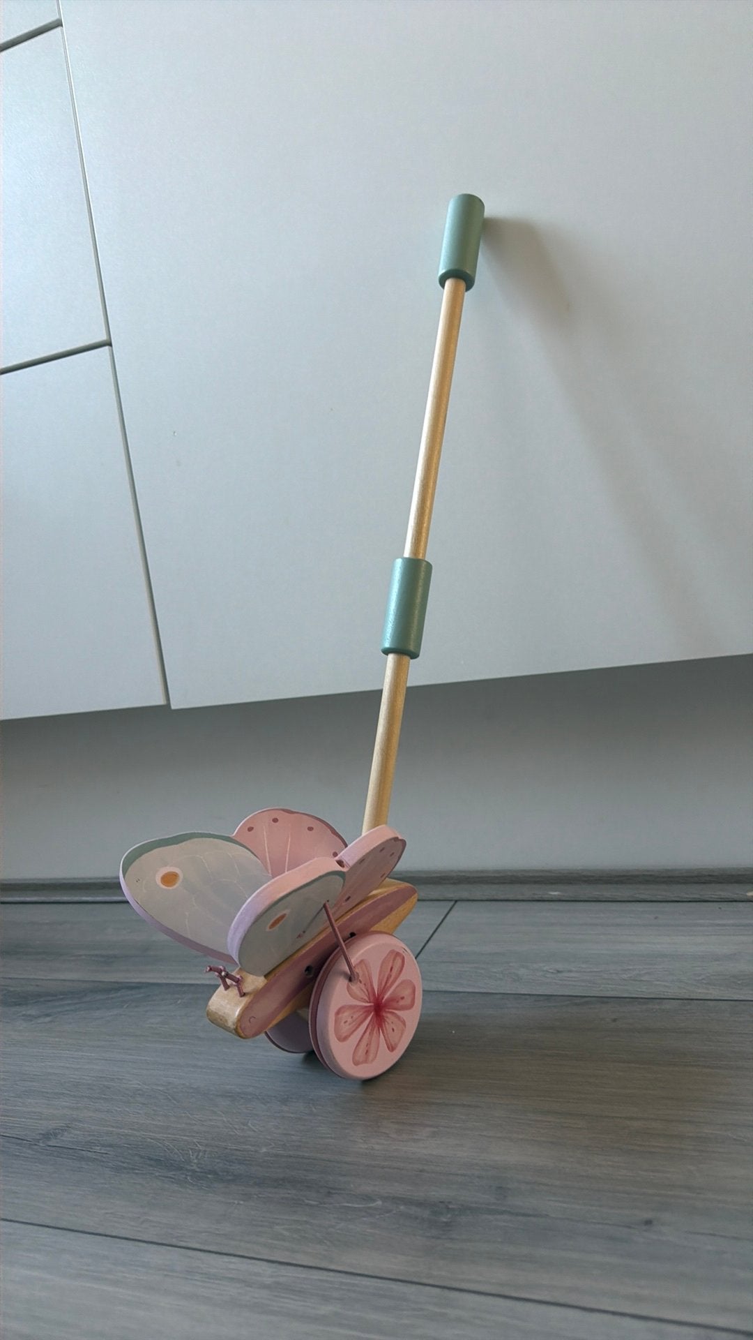 Little dutch duwstok vlinder, Kinderen en Baby's, Ophalen, Zo goed als nieuw, Duw- of Trekspeelgoed