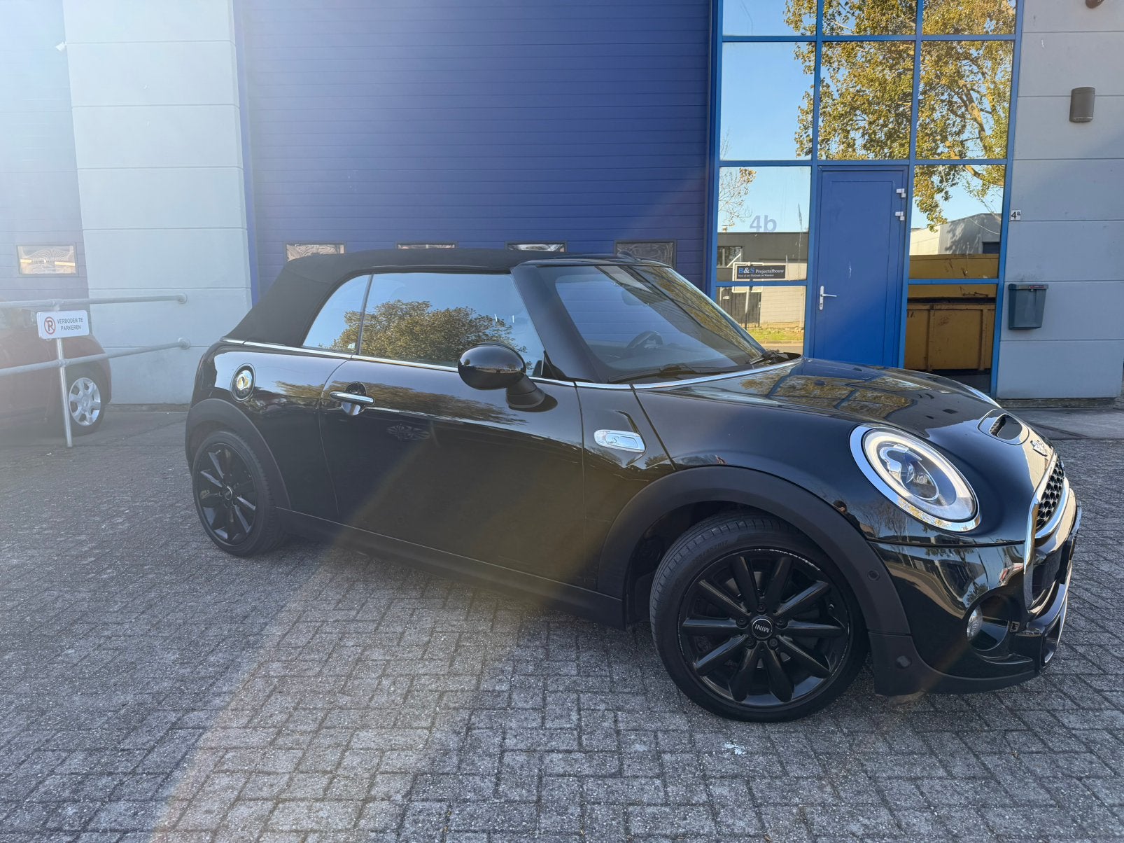 Mini 2.0 SD Cooper 2016 1ste eig| Cabrio| VOLLE OPTIES!, Zwart, 4 cilinders, 4 stoelen, Bedrijf