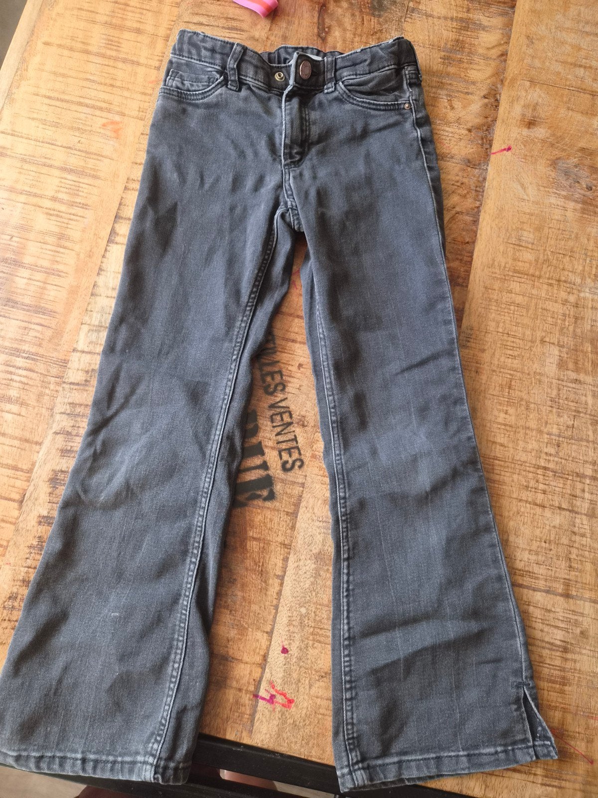 H&M flared jeans maat 122, Kinderen en Baby's, Kinderkleding | Maat 122, Broek, Gebruikt, Meisje, H&M