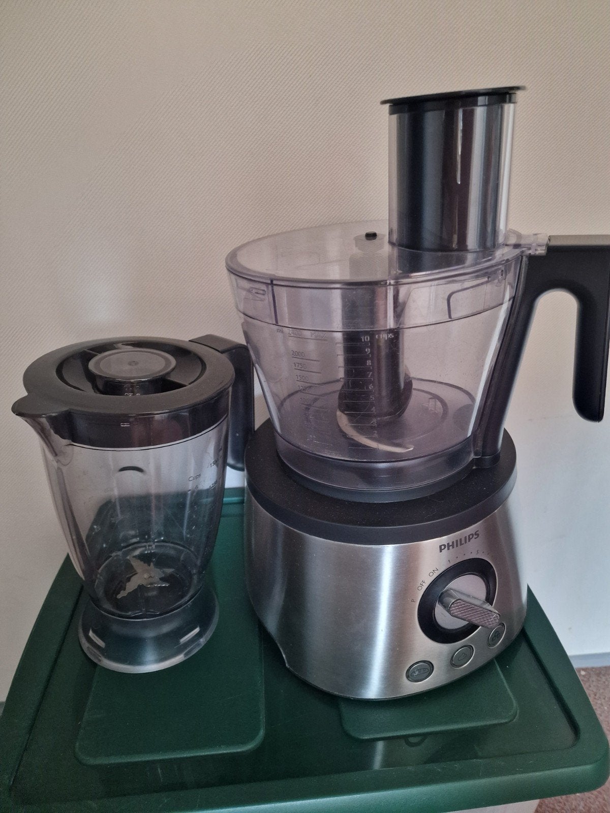 Philips  keuken mixer + snijden + smoothies €30, Ophalen of Verzenden, Zo goed als nieuw