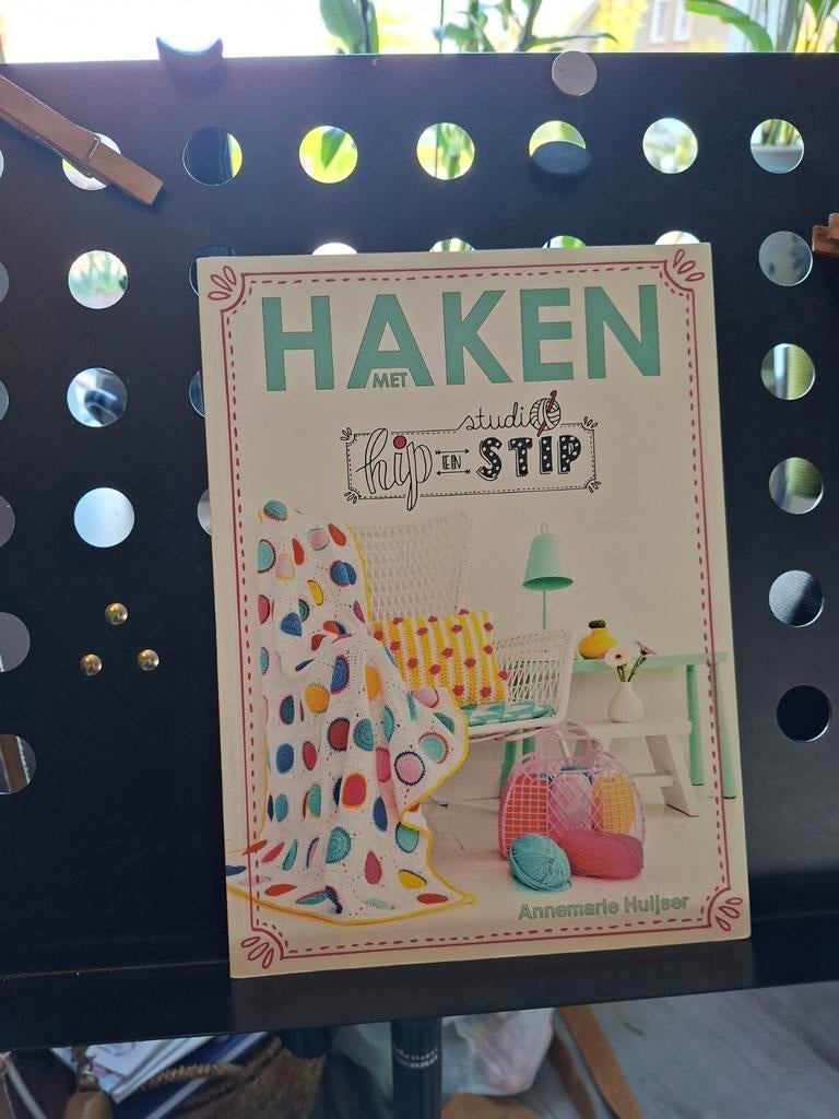 Haken met studio hip en stip Haken, Ophalen of Verzenden, Haken, Patroon of Boek
