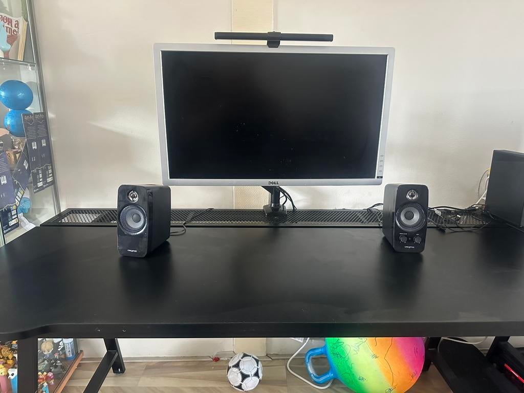 Ikea Bureau/Gaming Tafel met Monitor + Mount, Speaker, Ophalen, Zwart, Gebruikt, IKEA