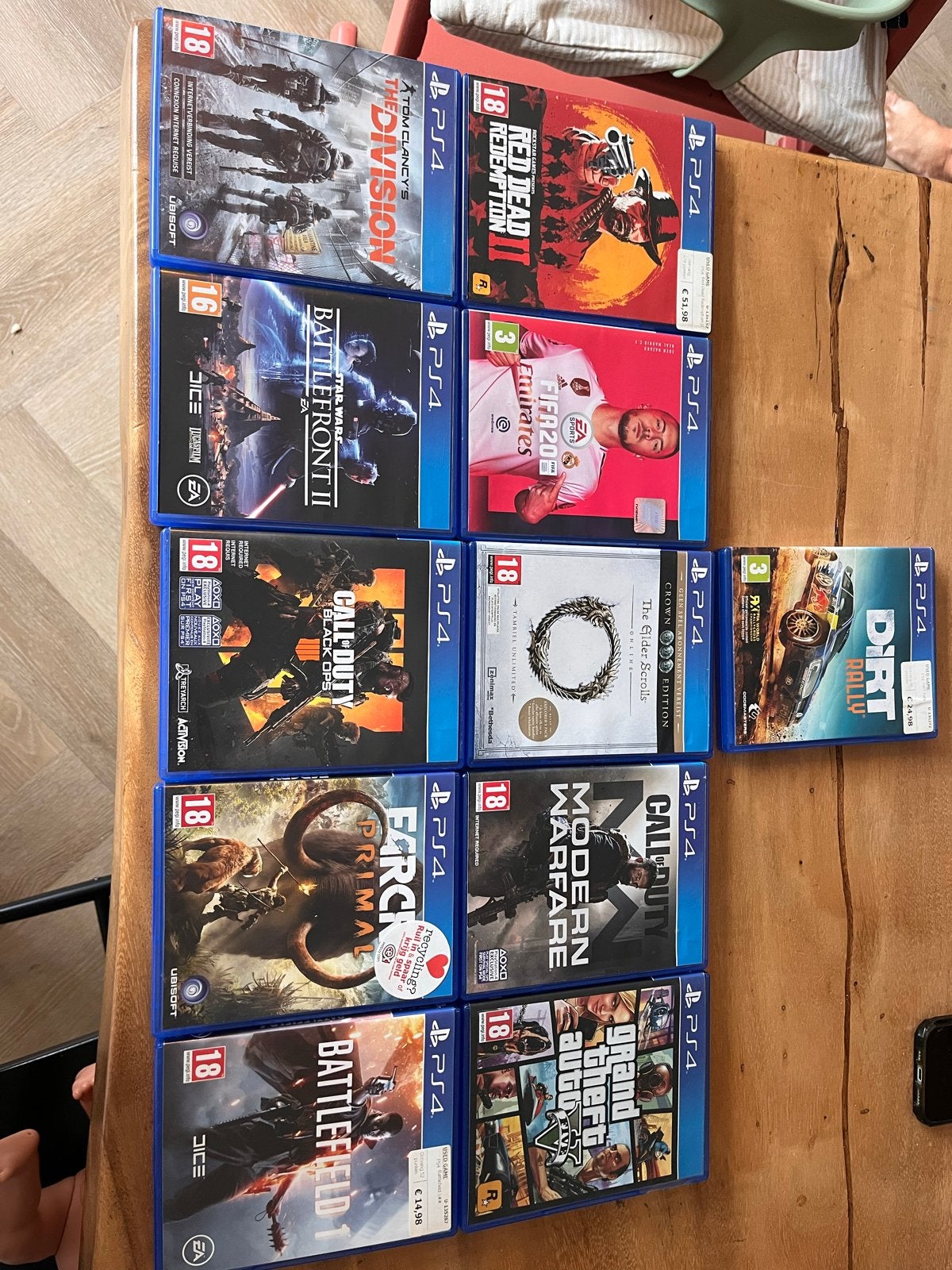 PS4 Games Bundel - Diverse Topgames !!LET OP €7 per stuk!!, Online, Gebruikt, Vanaf 18 jaar, Overige genres