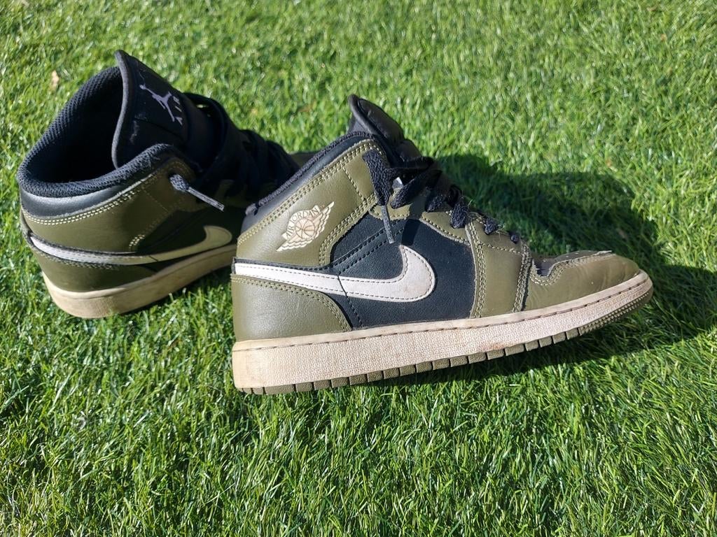 Nike Air Jordan maat 38 en 39, Kinderen en Baby's, Kinderkleding | Schoenen en Sokken, Ophalen of Verzenden, Zo goed als nieuw
