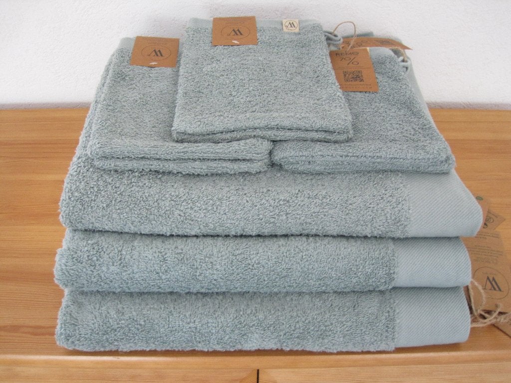 Nieuwe Walra badlakens en washandjes - zacht groen, Huis en Inrichting, Badkamer | Badtextiel en Accessoires, Overige merken, Badlaken