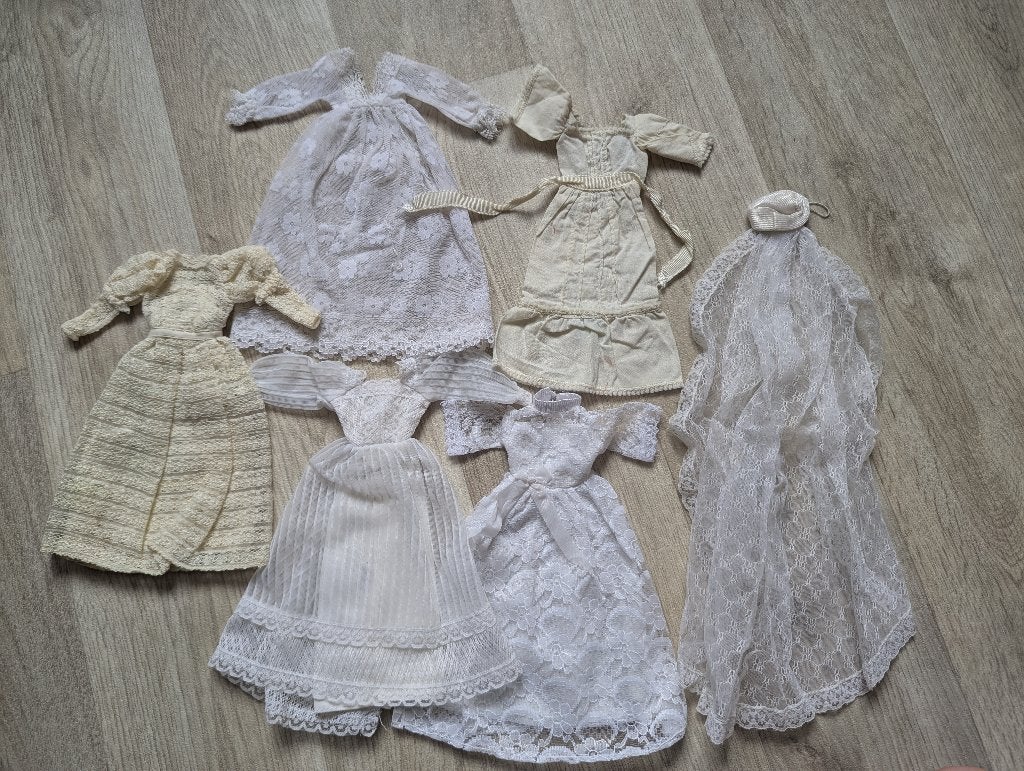 Barbie vintage bruidsjurken, Verzamelen, Poppen, Ophalen of Verzenden, Pop
