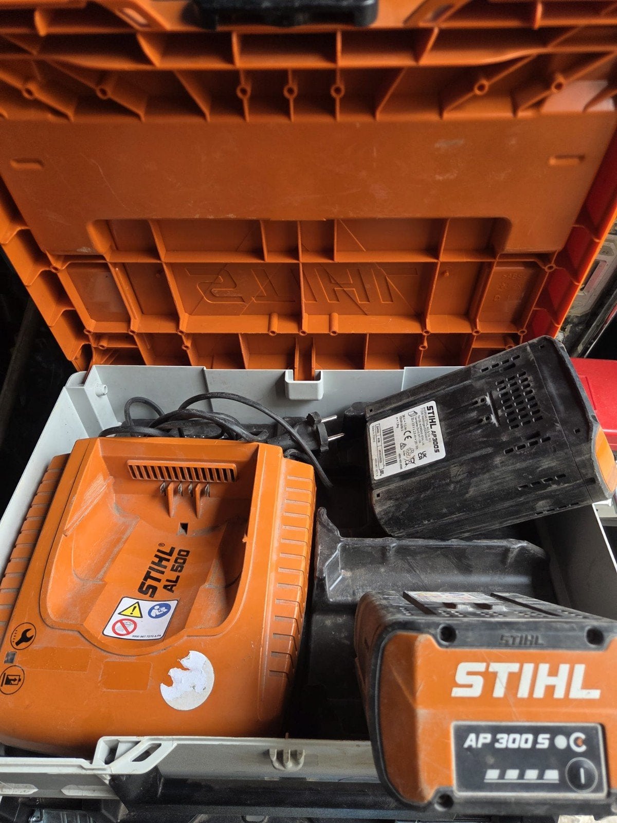 Stihl accu's en oplader ., Ophalen of Verzenden