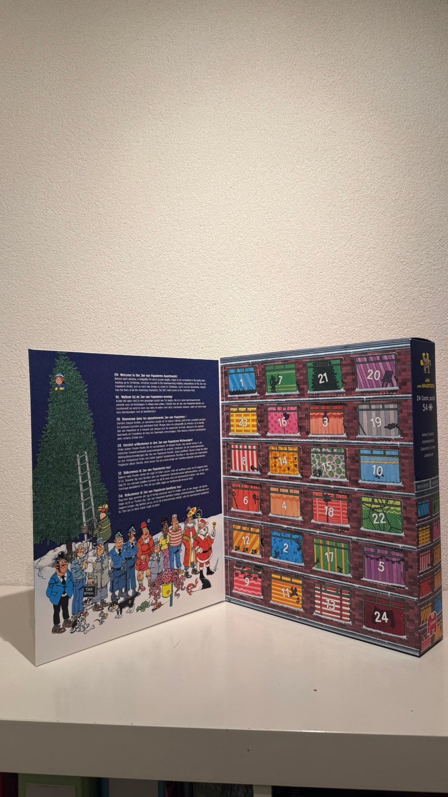 Foto 5 van Jan van Haasteren adventkalender puzzel 24 st