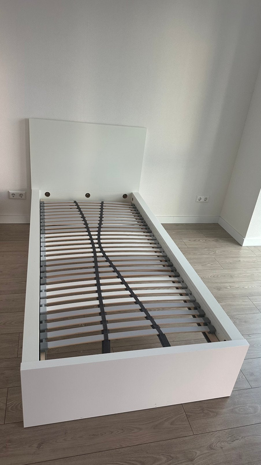 Ikea Malm bedframe wit inclusief lattenbodem., Ophalen, 90 cm, Eenpersoons, Wit