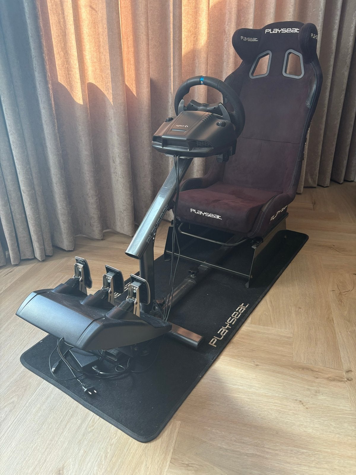 Playseat Evolution Pro Logitech G29 (vloermat, seatslider)