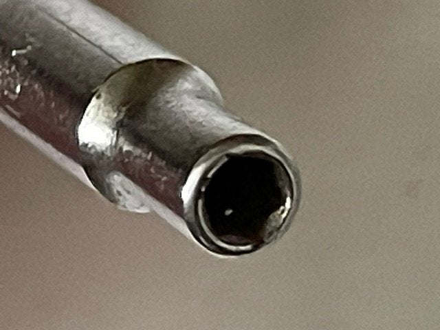 Nr.235: Inbus 4 mm schroevendraaier, Ophalen of Verzenden, Zo goed als nieuw, Schroevendraaier