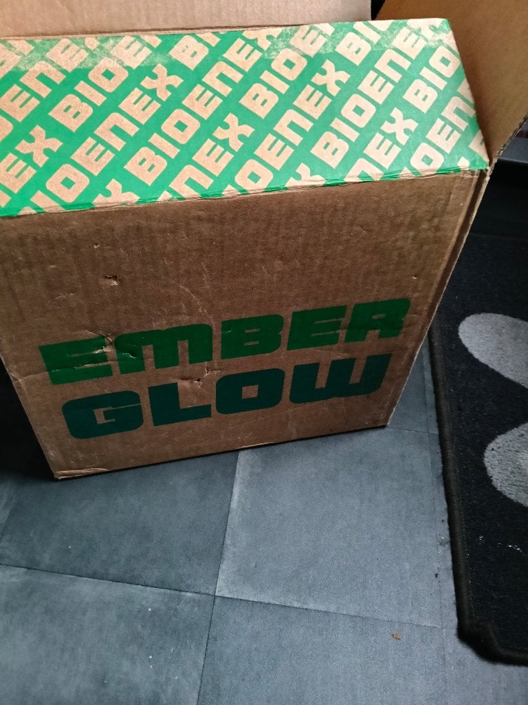 Nachtbriketten / Houtbriketten - Ember Glow, Minder dan 3 m³, Ophalen, Overige houtsoorten, Blokken