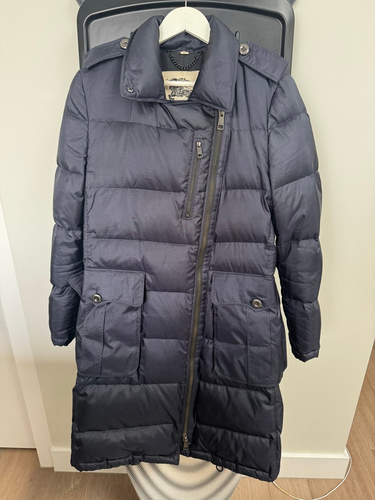 Burberry damesjas met donsvulling, Ophalen of Verzenden, Zo goed als nieuw, Maat 38/40 (M), Blauw