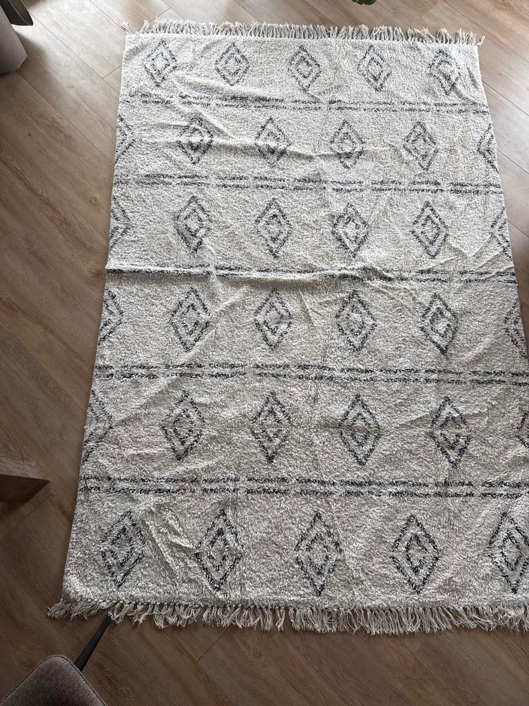 Vloerkleed met Patroon, Ophalen, Gebruikt, 100 tot 150 cm, Wit