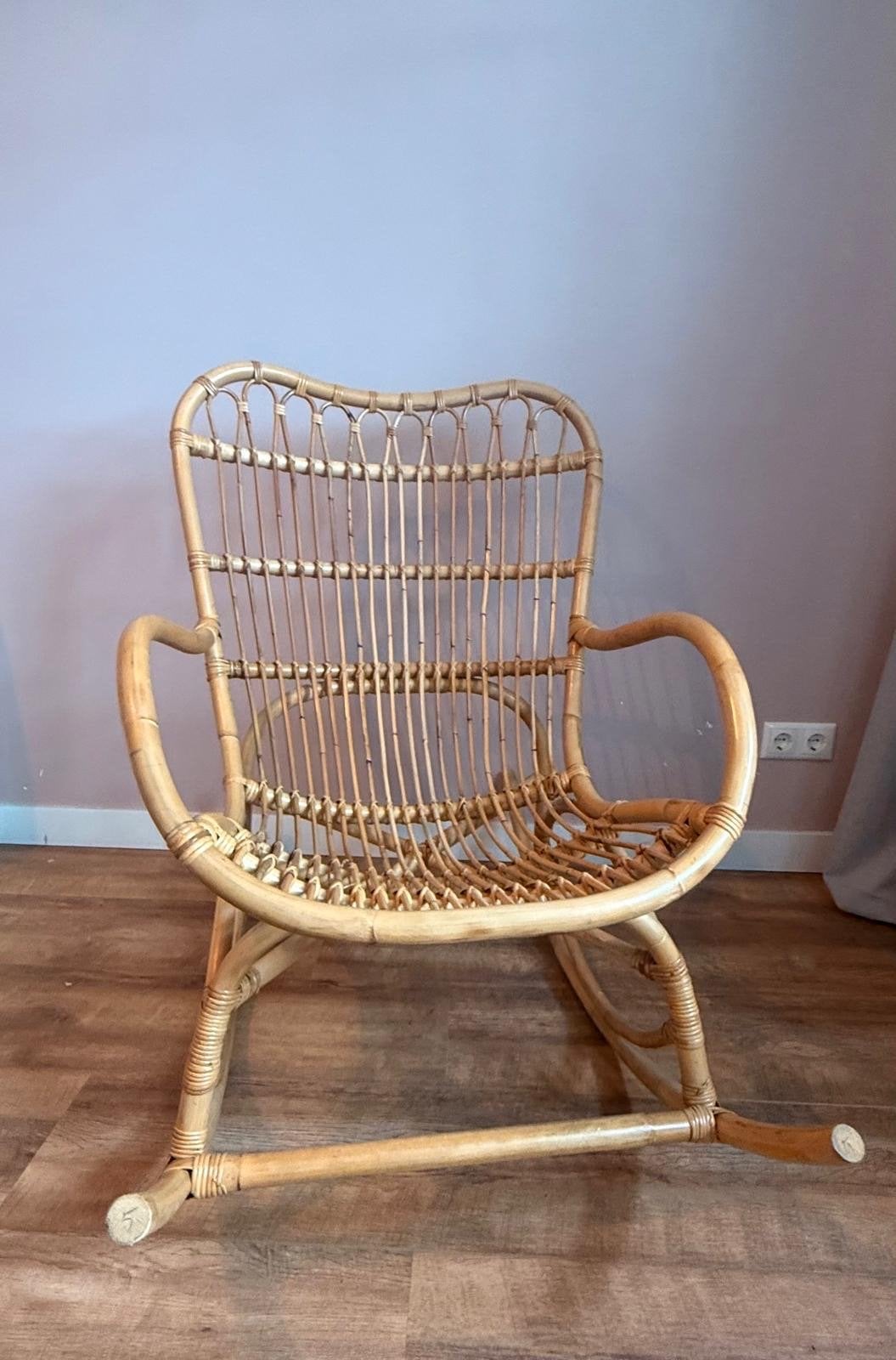 Rotan schommelstoel - Vintage design, Ophalen, Overige kleuren, Riet of Rotan, Zo goed als nieuw