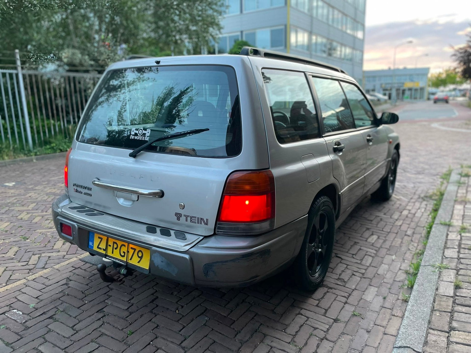 Subaru Forester 2.0 AWD S-Turbo basis, Metallic lak, 1380 kg, 4 cilinders, Vierwielaandrijving