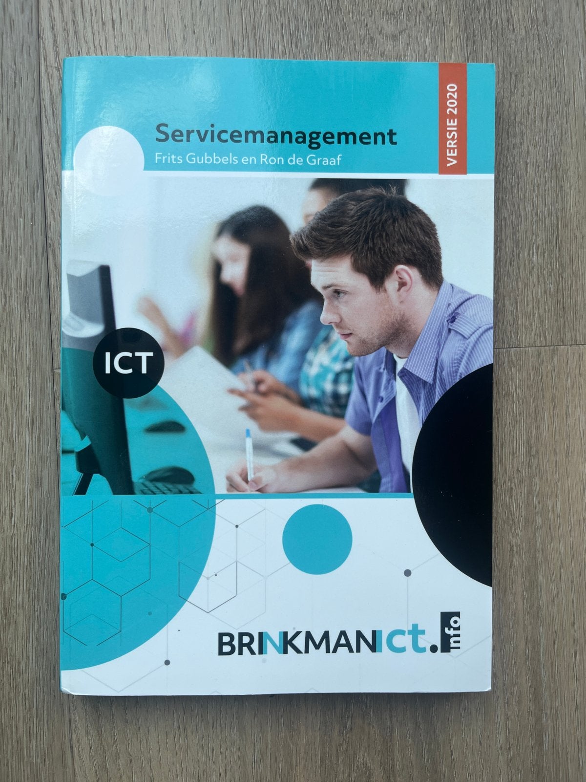 Servicemanagement ICT - Frits Gubbels & Ron de Graaf, Ophalen of Verzenden, Beta, Nieuw, MBO