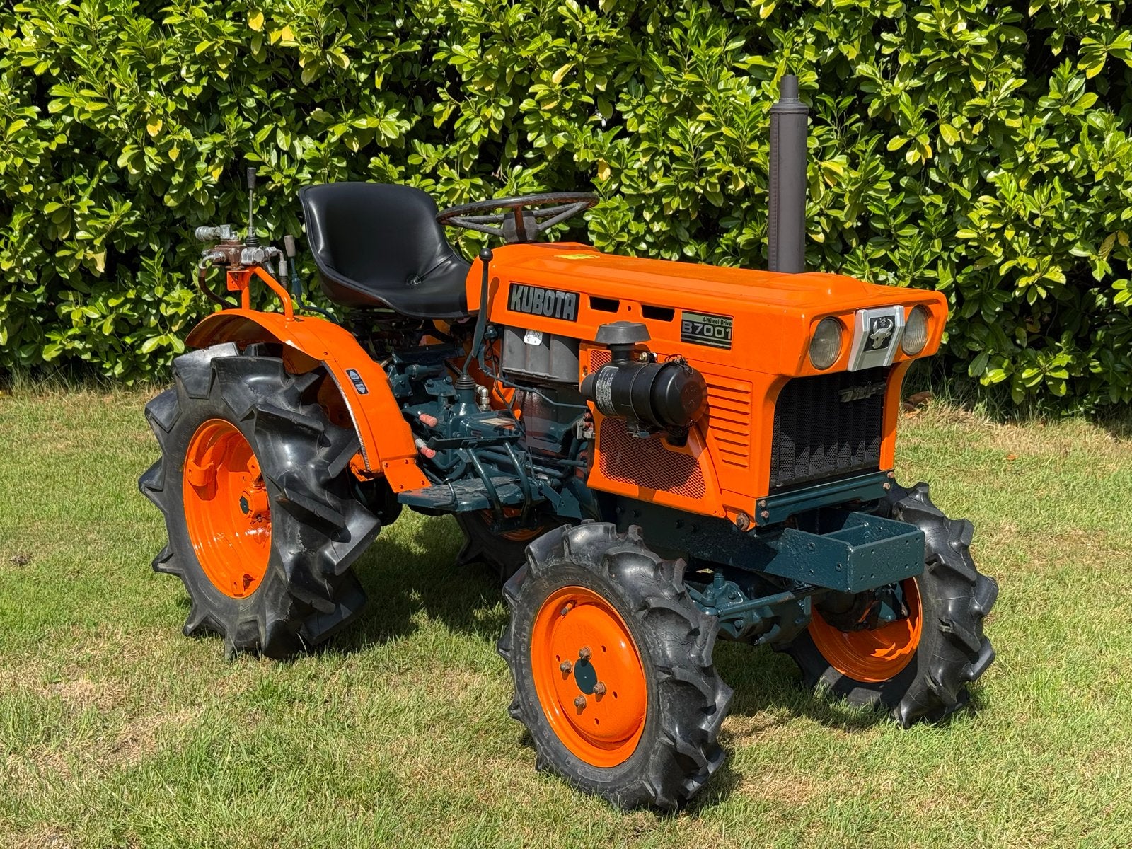 Kubota B7001 volledig nagekeken, 17pk, 4x4, kruipversnelling, Zakelijke goederen, Gebruikt, Tot 2500, Tot 80 Pk, Ophalen
