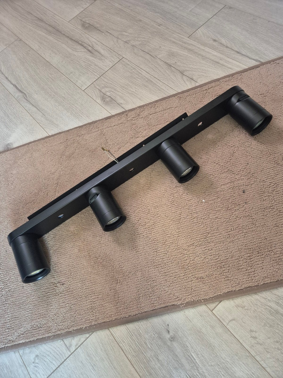 IKEA Nymåne spotbalk met 4 spots, zwart, Zwart, Nieuw, IKEA, Ophalen