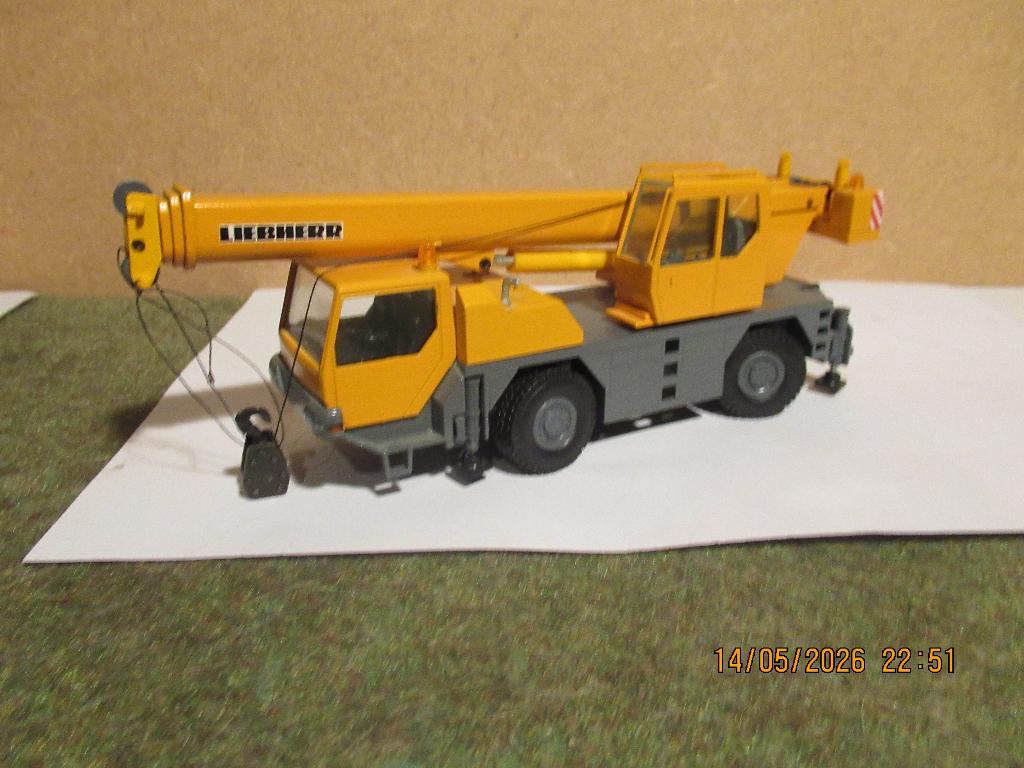 Conrad  2088  Liebherr  2-asser, Ophalen of Verzenden, Gebruikt, Hijskraan, Tractor of Landbouw, Conrad
