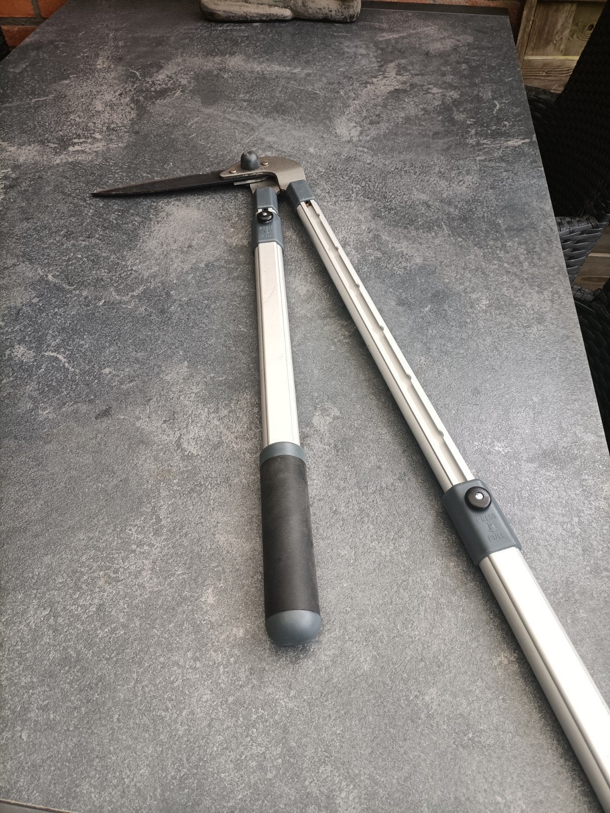 kantenknipper uitschuifbaar, Ophalen, Zo goed als nieuw