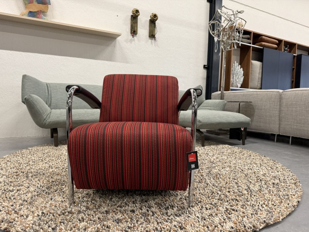 Nieuw Leolux Scylla fauteuil belluno Rood stof Design stoel, Leolux, Info@leolux.nl, Nieuw, 75 tot 100 cm