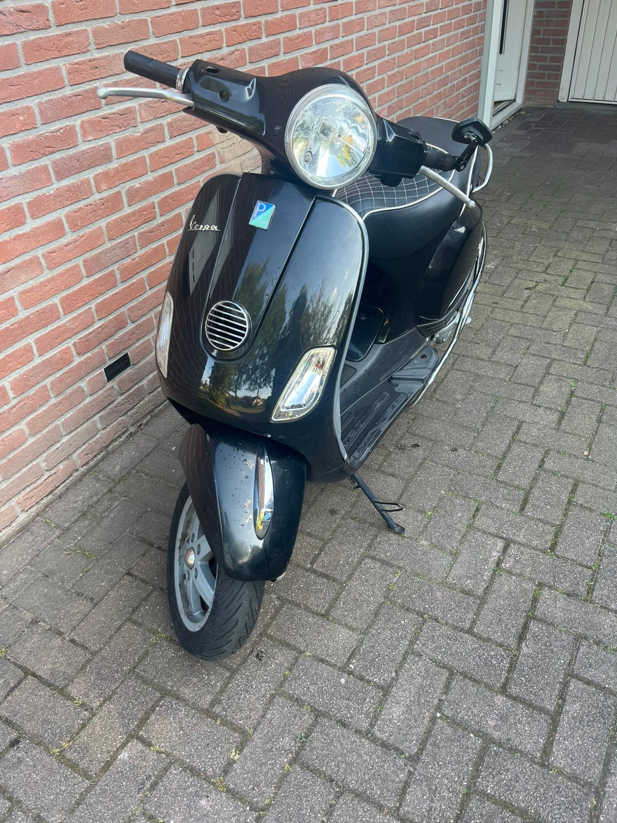 Vespa LX50 geel kenteken, Fietsen en Brommers, Ophalen, Gebruikt, Maximaal 45 km/u, Benzine
