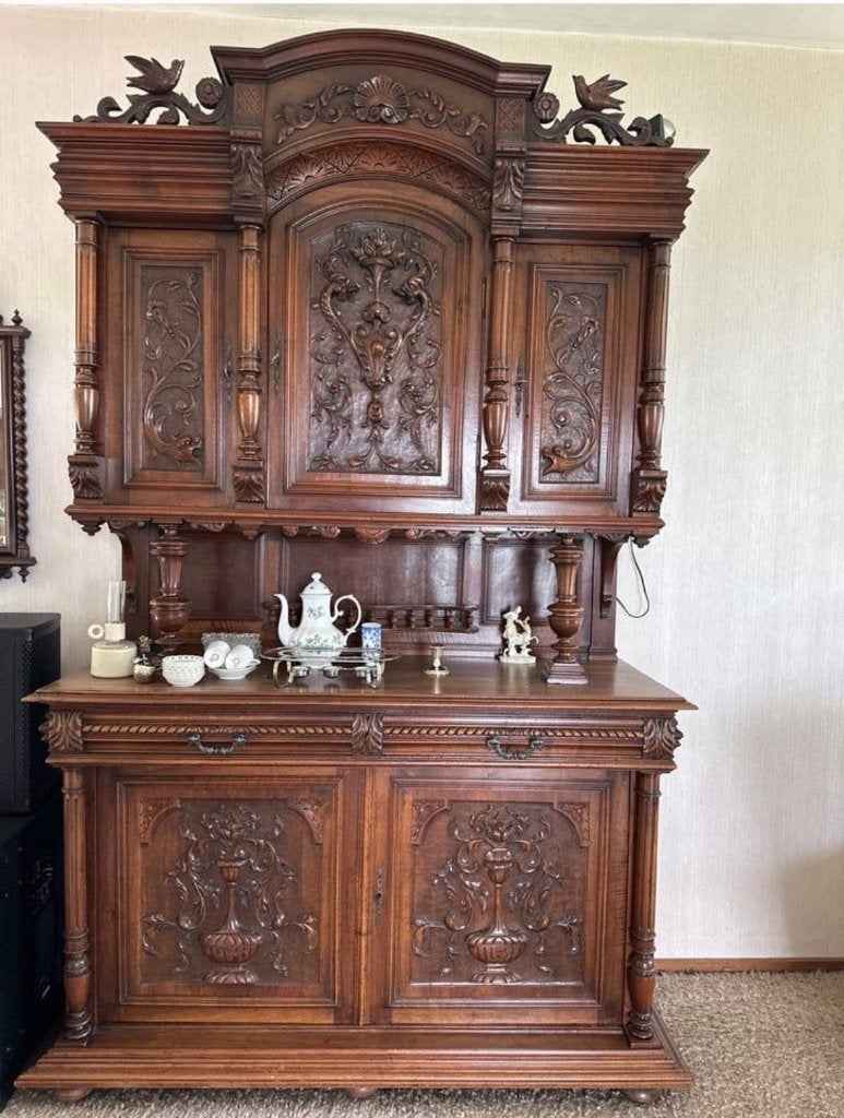 Antiek gesneden houten dressoir/buffetkast, Ophalen