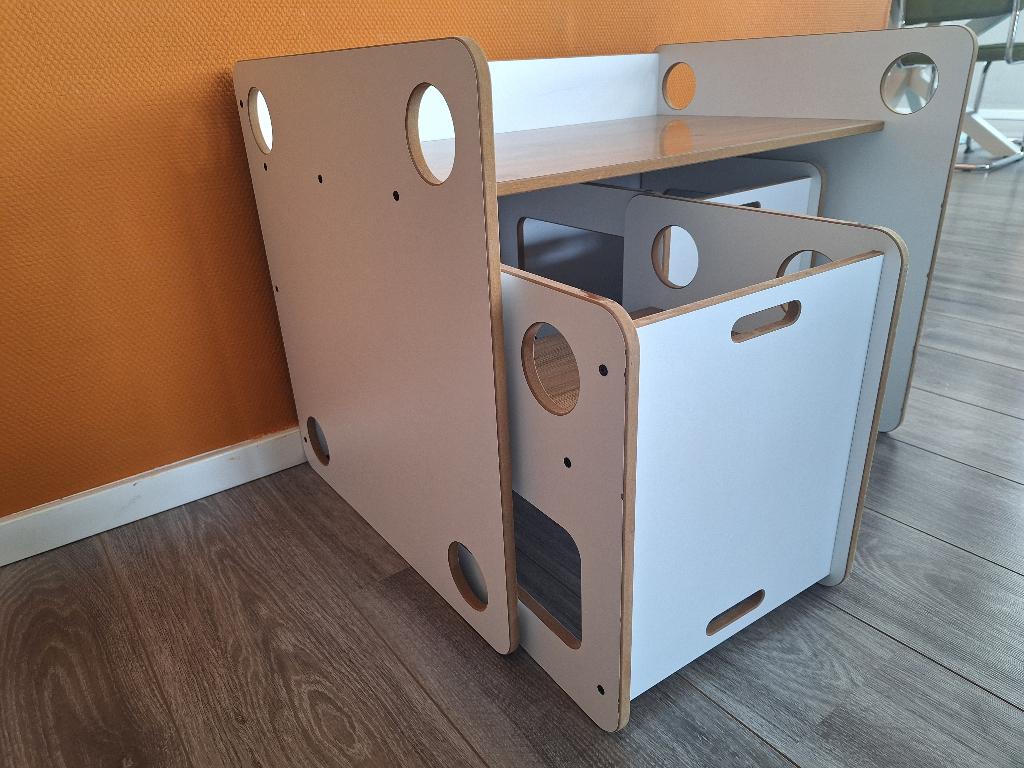 Minera Kindertafel en Stoeltjes Set, Kinderen en Baby's, Kinderkamer | Tafels en Stoelen, Ophalen, Gebruikt, Tafel(s) en Stoel(en)