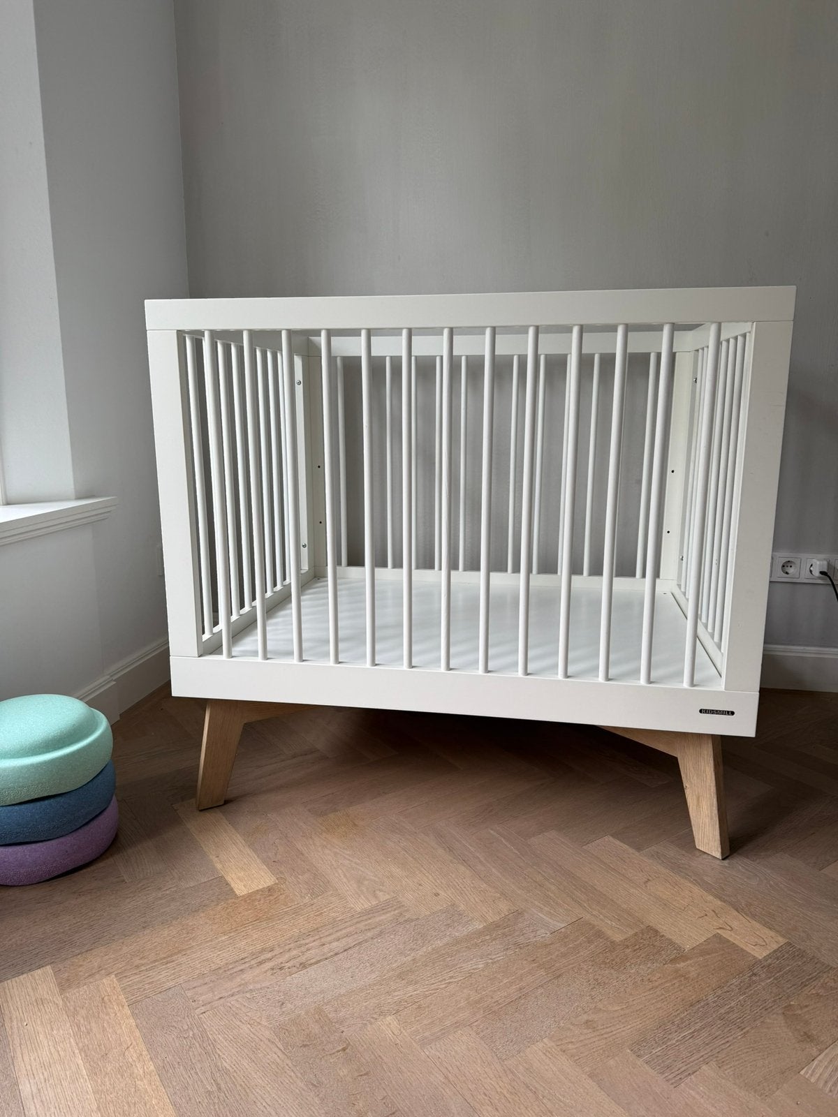Prachtige box Kidsmil sixties incl. boxkleed Baby’s Only, Kinderen en Baby's, Boxen, Ophalen, Zo goed als nieuw, Vierkant, In hoogte verstelbaar