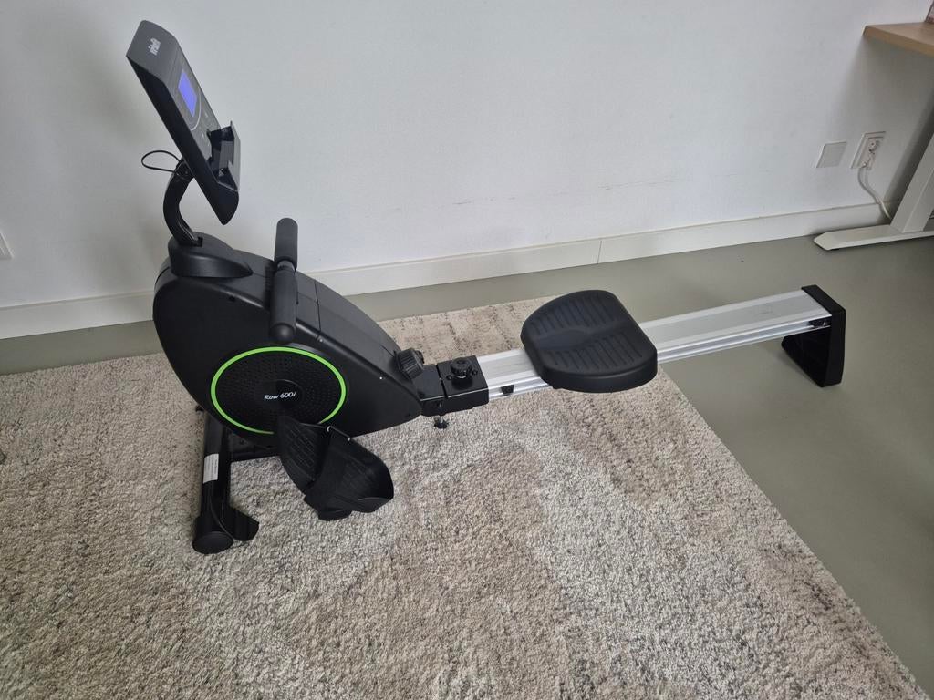 VirtuFit Row 600i Roeitrainer - Zo goed als nieuw, Sport en Fitness, Fitnessapparatuur, Ophalen, Buik, Zo goed als nieuw, Metaal