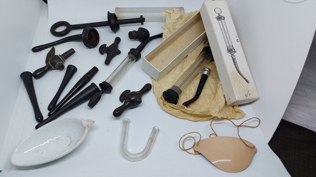 Antieke medische set / apothekers curiosa (ca. 1920-1950), Ophalen of Verzenden